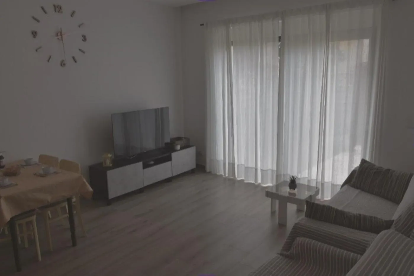 Apartment Pula 0*,
